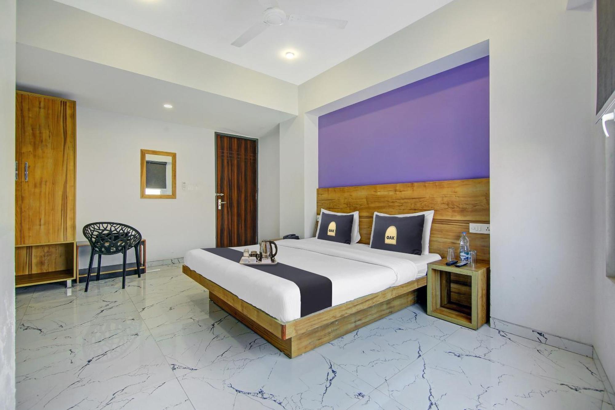 Super Townhouse Geetanjali Inn 구르가온 외부 사진