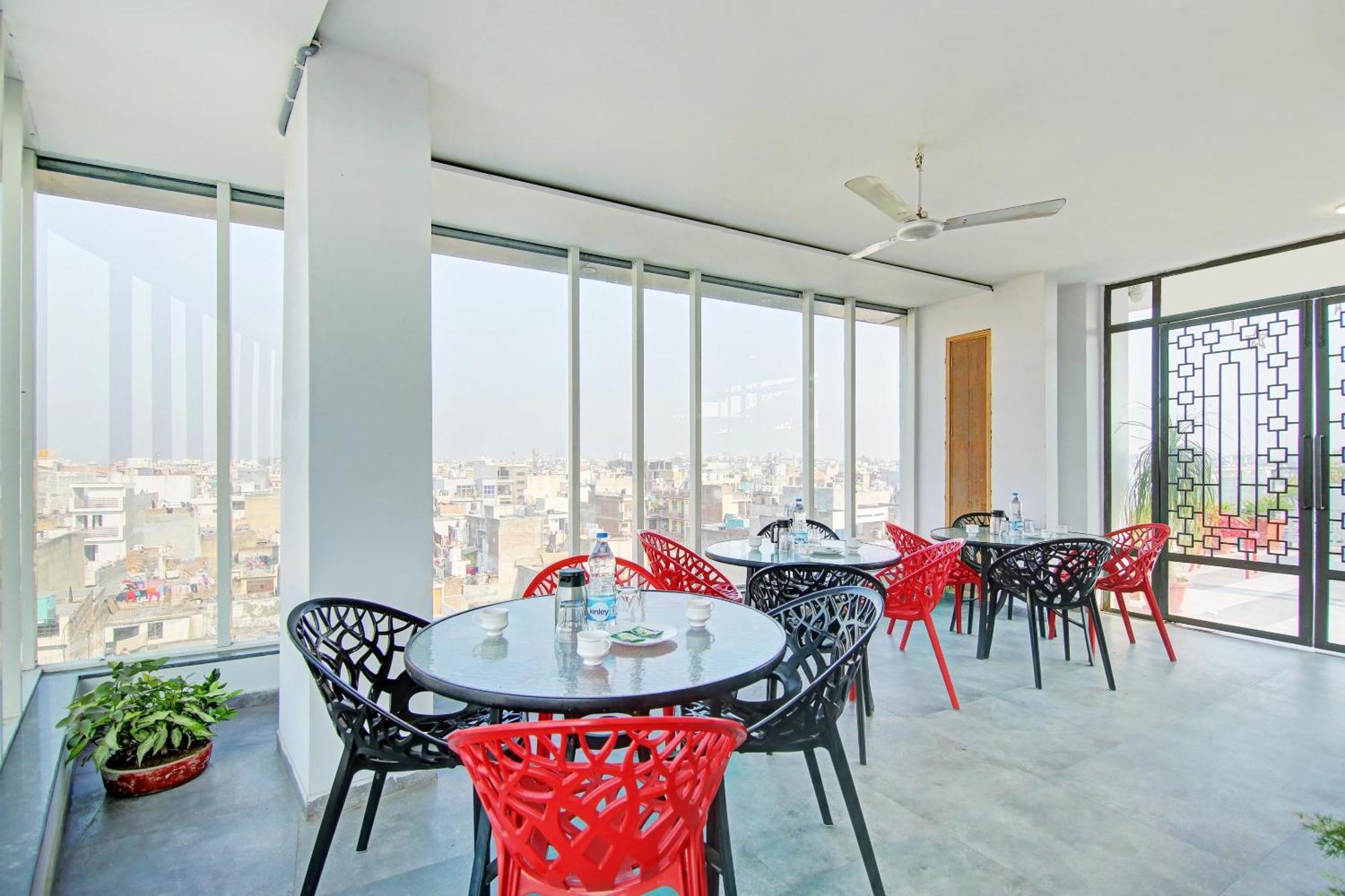 Super Townhouse Geetanjali Inn 구르가온 외부 사진